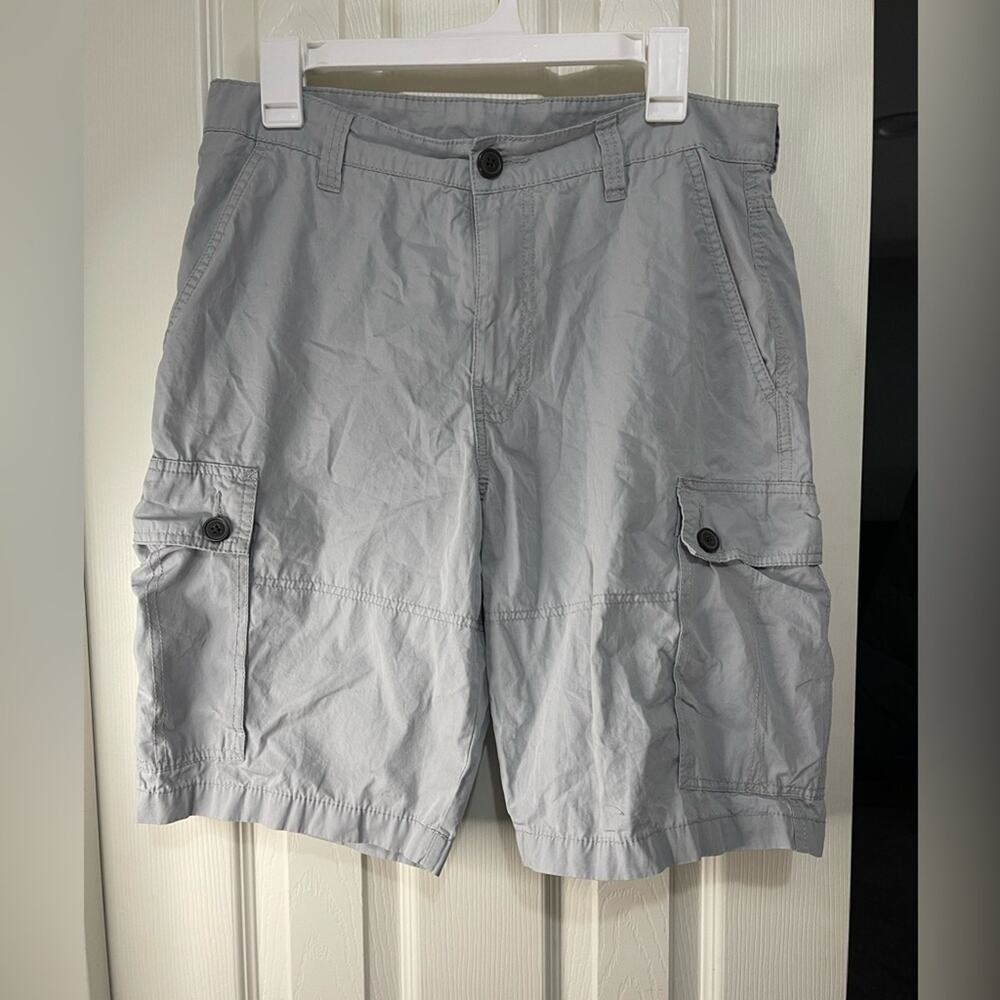 Arizona Light Gray Lightweight Men’s Cargo Shorts size 32 FLAWED